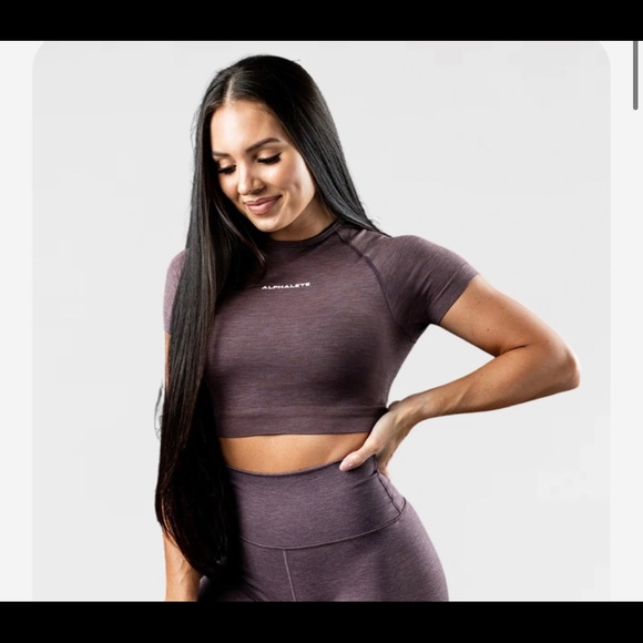 Alphalete Tops - Alphalete amplify crop top in moon rock